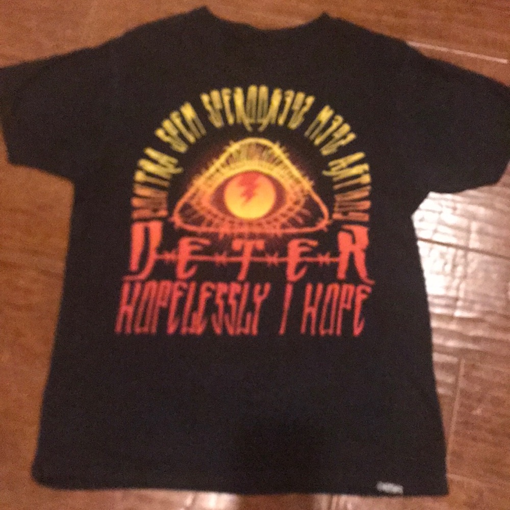 Men’s shot sleeve tee